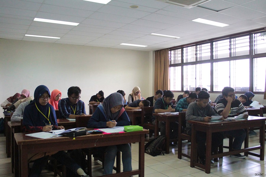 Try Out UMPN 2018 : Beri Gambaran Tentang UMPN dan PENS Pada Peserta