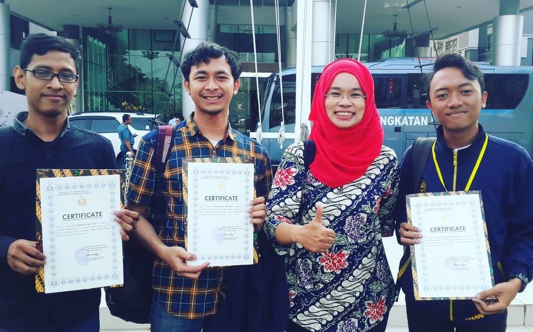 PENS Raih Predikat Best Speaker di 52nd of Anniversary STTAL Surabaya Debating Competition