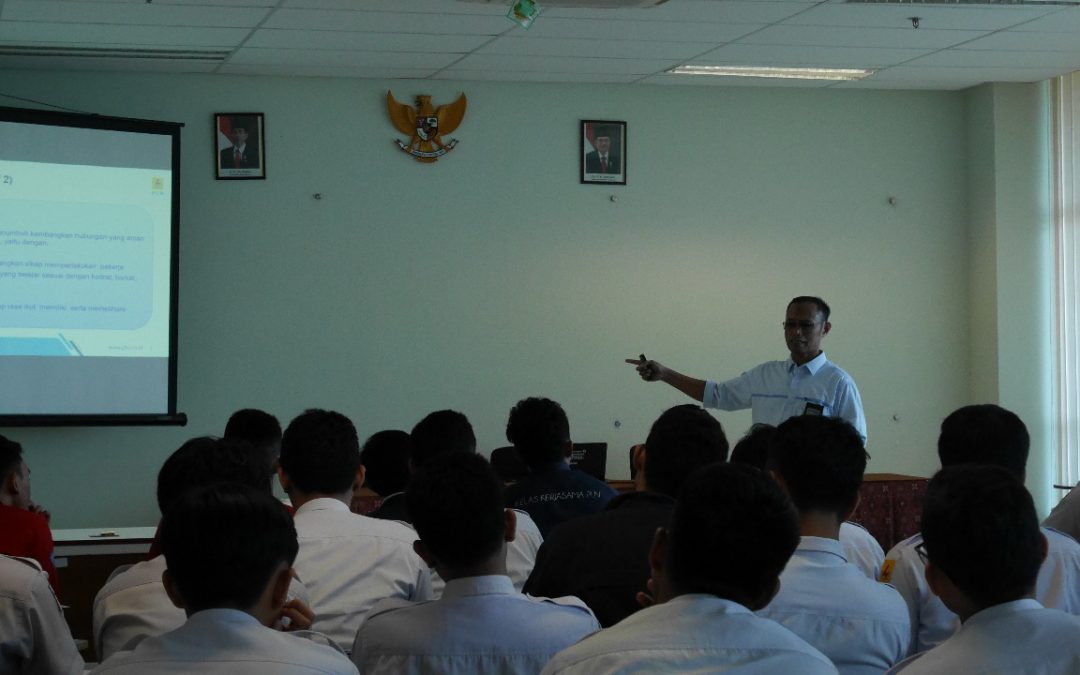 Mahasiswa Kelas PLN Siapkan Diri Jalani Kerja Praktik