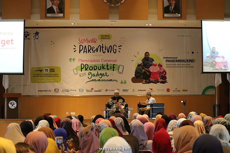 Seminar Parenting: Bekali Orang Tua Persiapan untuk Membesarkan Buah Hati