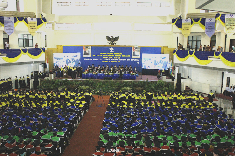 Akui Keberhasilan Mahasiswa, PENS Kembali Gelar Wisuda ke – 11