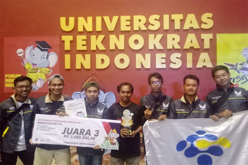 Tim EFRISA Sabet Juara 3 pada Divisi Technology Development KRTI 2018