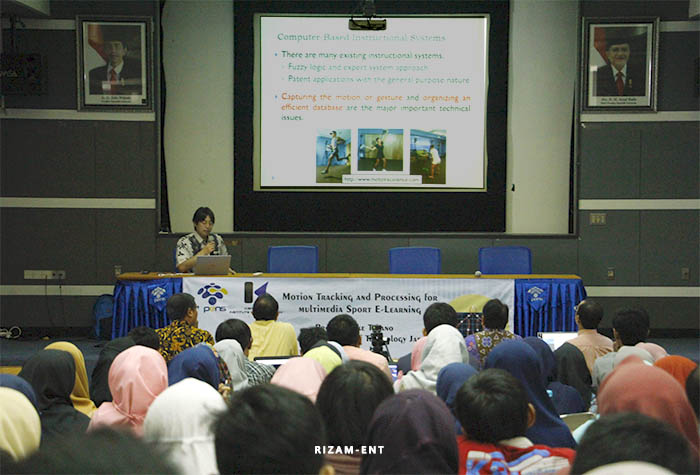 Salah Satu Bentuk Kerjasama, PENS Kembali Hadirkan Prof. Kosuke Takano pada Kuliah Tamu