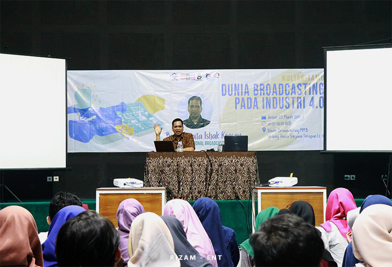 Gelar Kuliah Tamu, Prodi MMB Hadirkan Professional Broadcaster dari Trans 7