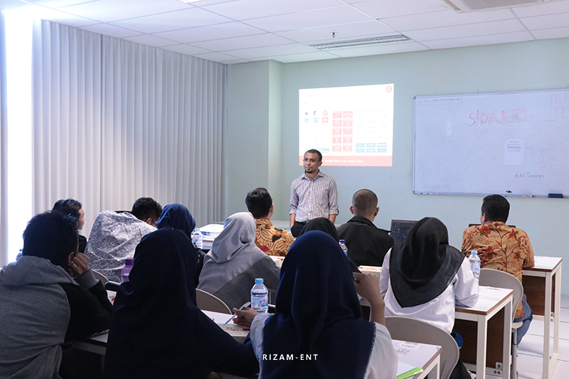 Manfaatkan Teknologi di Bidang Kesehatan, EWSN Research Group Gelar Kuliah Tamu Smart Ehealth