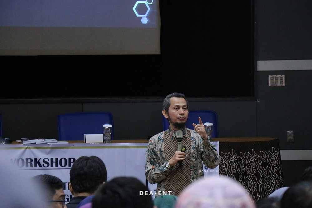 Gelar Workshop Peningkatan Publikasi Internasional, PENS Hadirkan Ketua IEEE Indonesia