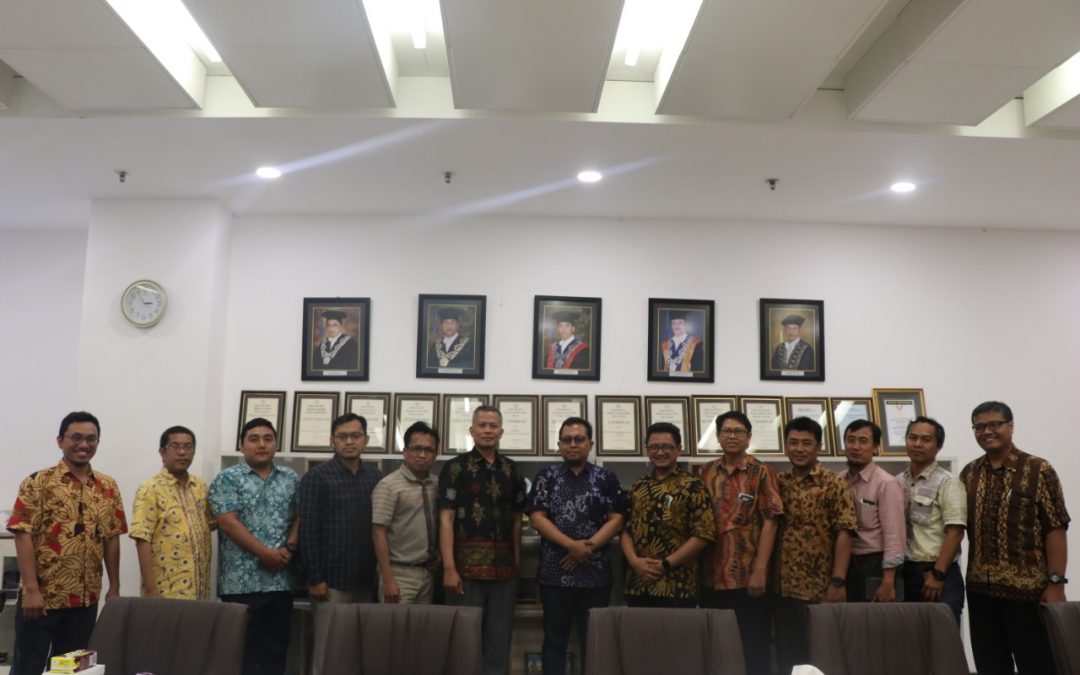 Studi Banding Sekolah Vokasi Universitas Sebelas Maret