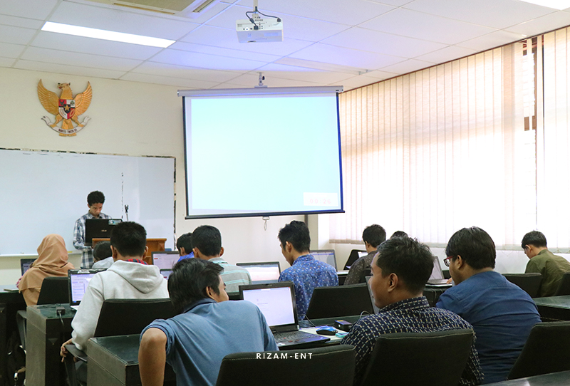 Edukasi Para Developer melalui Get Hands-on with Cloudy Study Jams oleh DSC PENS