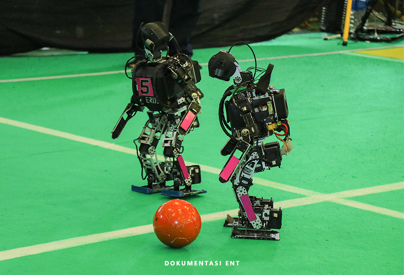 Menelan Dua Kekalahan pada Babak Penyisihan Awal Kategori Lomba Kerjasama Robot, EROS Gagal Melaju ke Babak Perempat Final