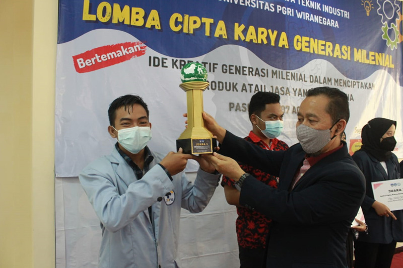 Dua Mahasiswa PENS Berhasil Sabet Juara 1 Lomba Cipta Karya Generasi Milenial