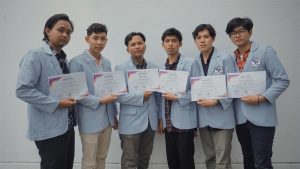 Through a Video entitled "Say No to Hoax", the Visifilm PENS Team Wins Second Place in the Minute Video Category in PHECI 2022