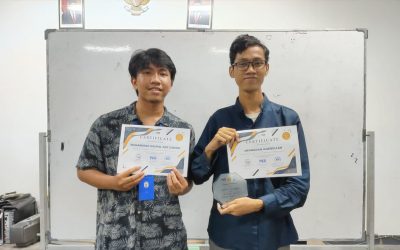 Dua Mahasiswa PENS Torehkan Prestasi sebagai Juara 1 Debat dalam BPEO 2022