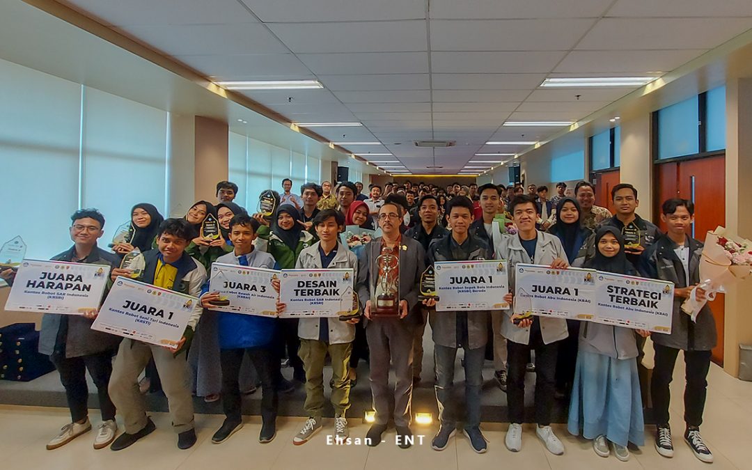 Direktur PENS Sambut Tim Robot PENS Usai Bawa Pulang Juara Umum KRI Nasional 2023